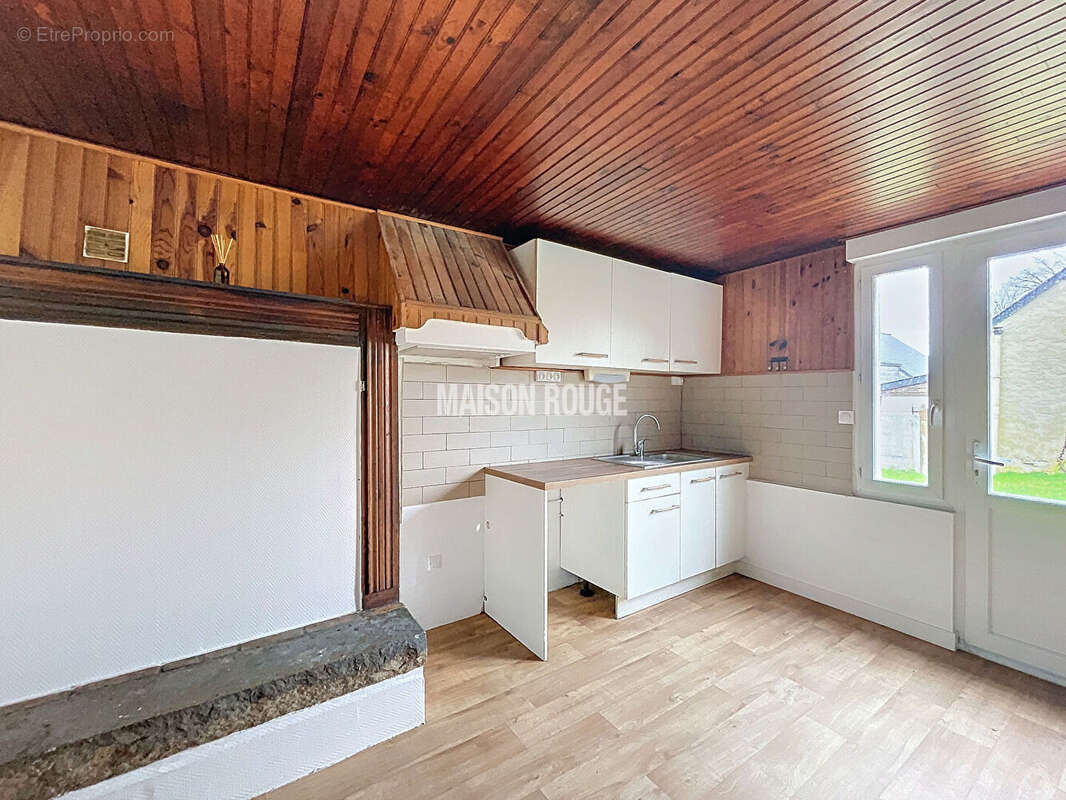 Maison à ROZ-LANDRIEUX