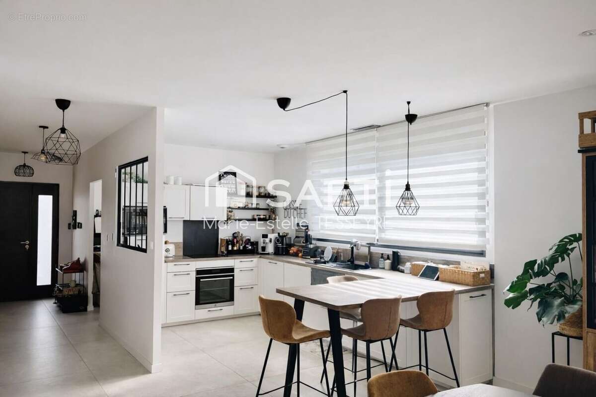 Photo 3 - Maison à POMPIGNAC