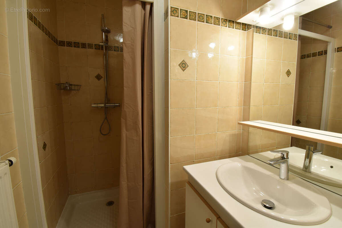 Appartement T4 de 89 m2 avec garage et cave LA ROCHE SUR FORON 74800 - photo 9