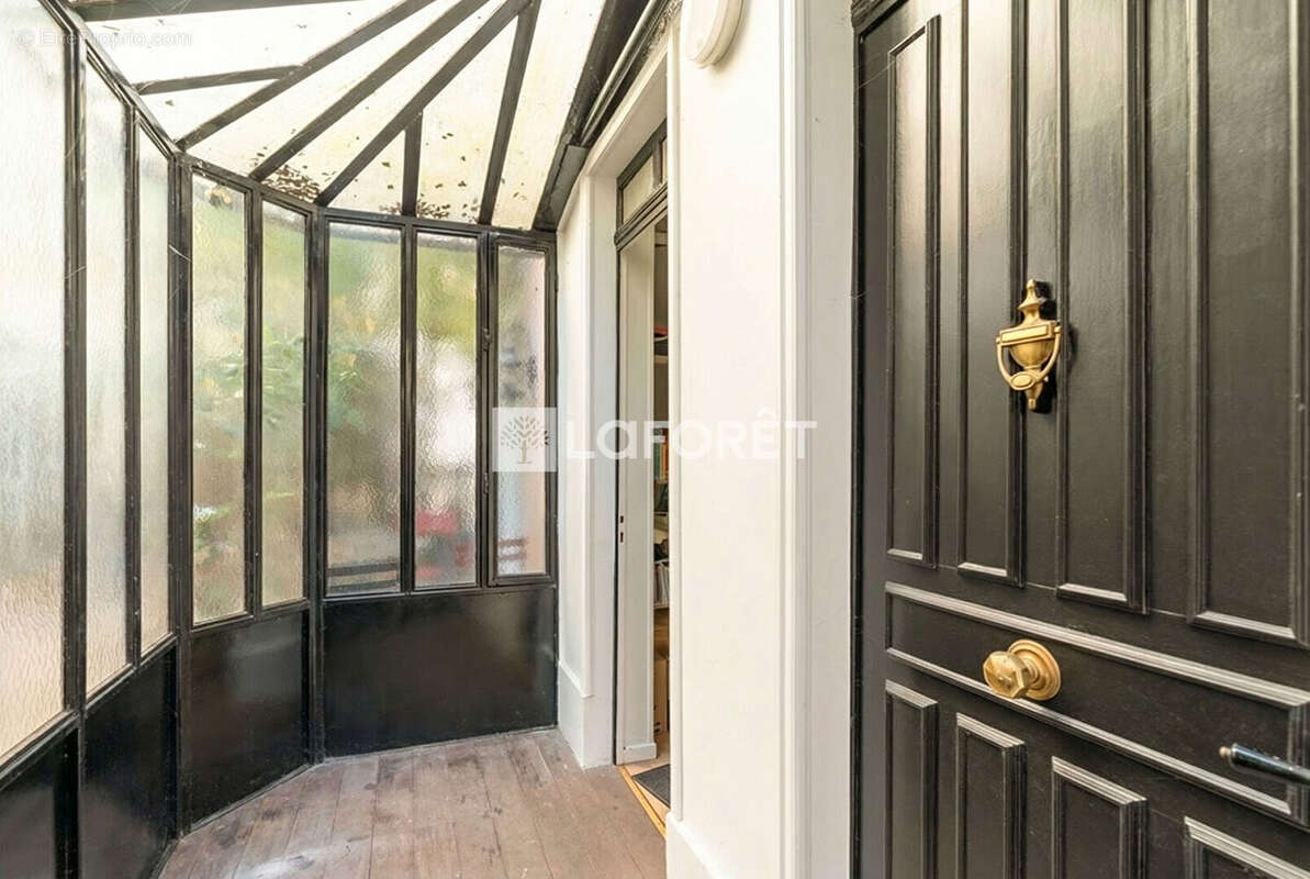 Maison à PARIS-17E