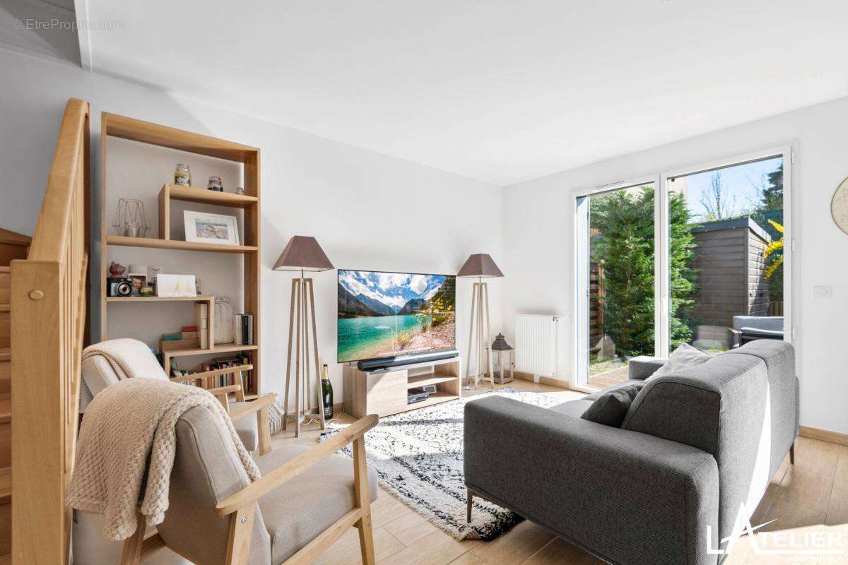 Maison à MAREIL-MARLY