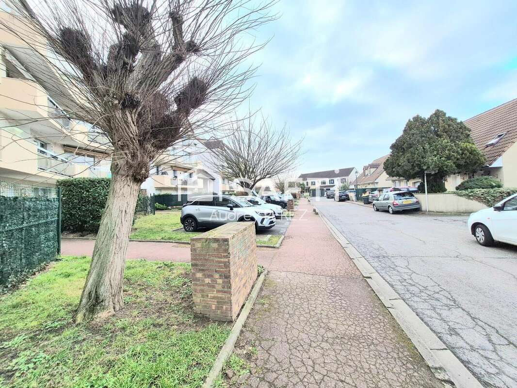 Photo 5 - Appartement à PONTAULT-COMBAULT