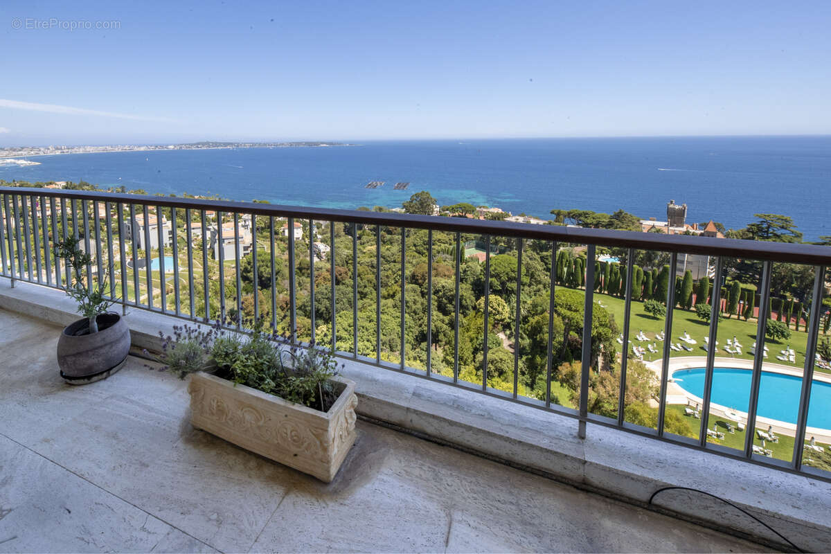Beau duplex vue mer à cannes  3 254 400 € - photo 23