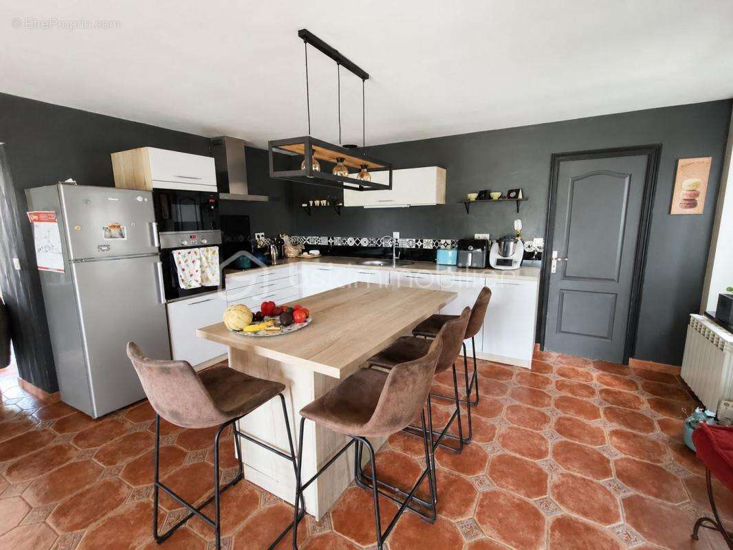 Meneac longere a vendre centre ville - photo 4
