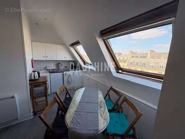 Appartement à PARIS-6E