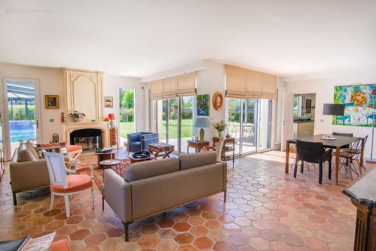 Maison à BIEVILLE-BEUVILLE