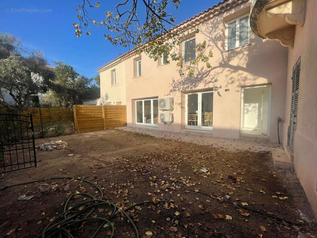 Maison à MARSEILLE-8E