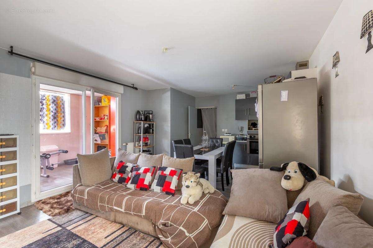 Appartement à VENISSIEUX