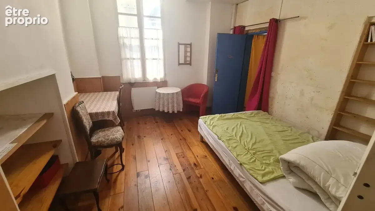 Ensemble immobilier Angoulême - 2 T2 duplex, 2 studios + maison - photo 10