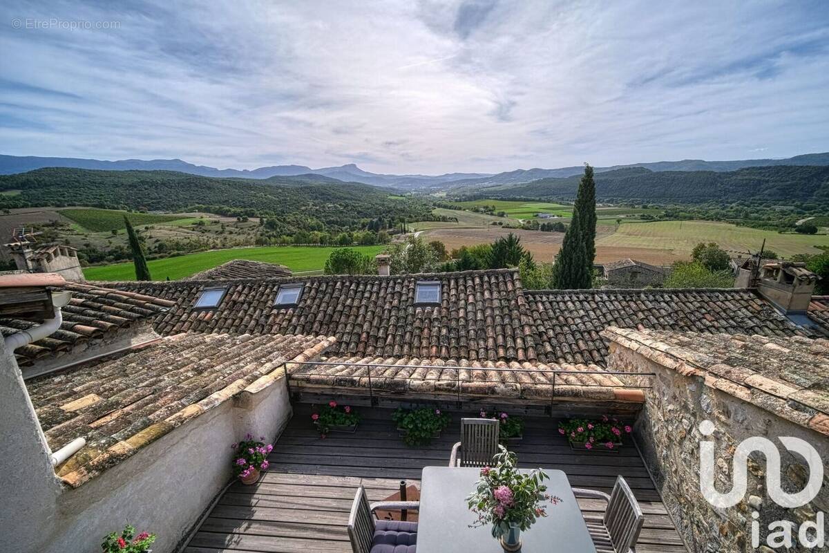 Photo 1 - Maison à MONTCLAR-SUR-GERVANNE