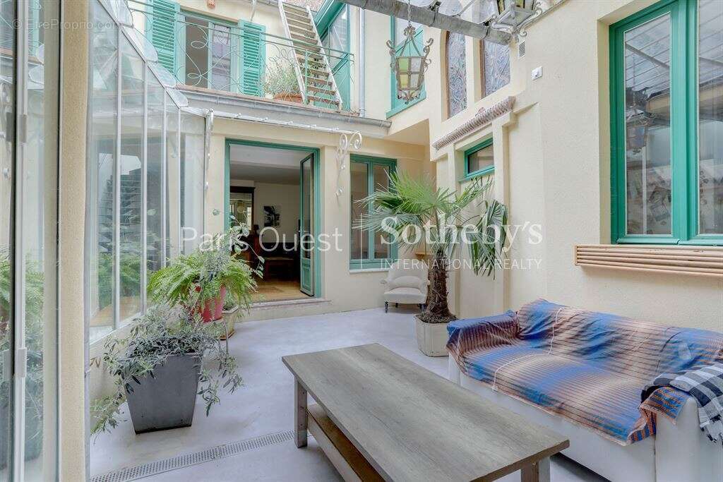 Maison à PARIS-20E