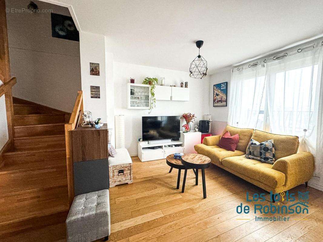 Appartement à LE PLESSIS-ROBINSON