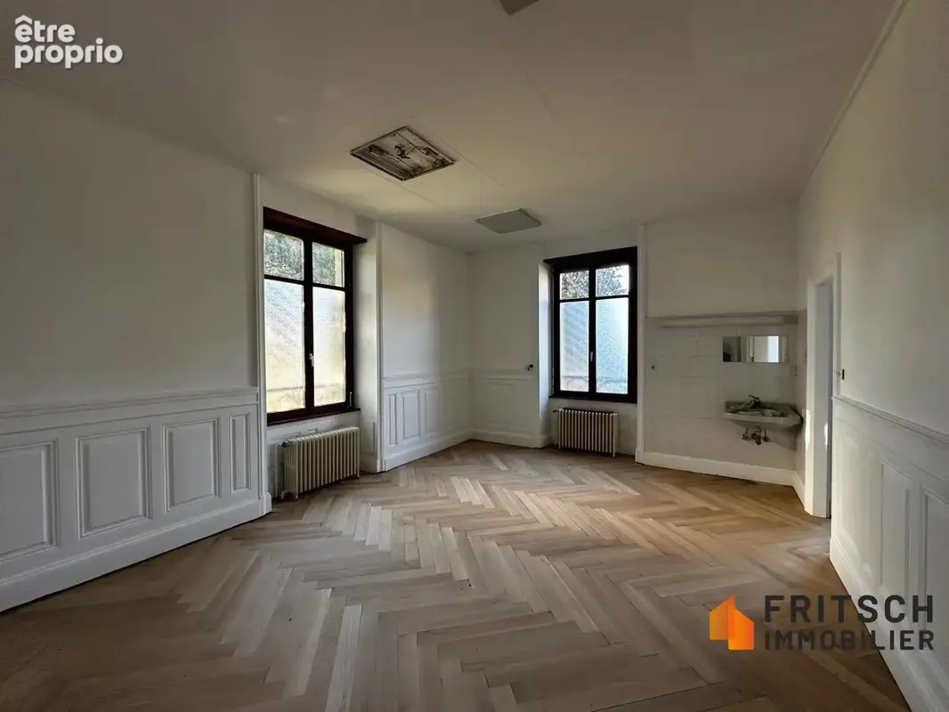 Maison 11 pièces 412 m² à vendre à Mulhouse (68200) - photo 2