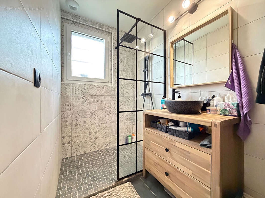 Maison à HEUDREVILLE-SUR-EURE