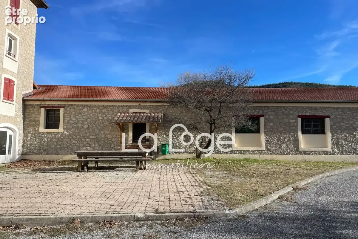 Commerce 1 238 m² à vendre à Aspres-Sur-Buech (05140) - photo 5