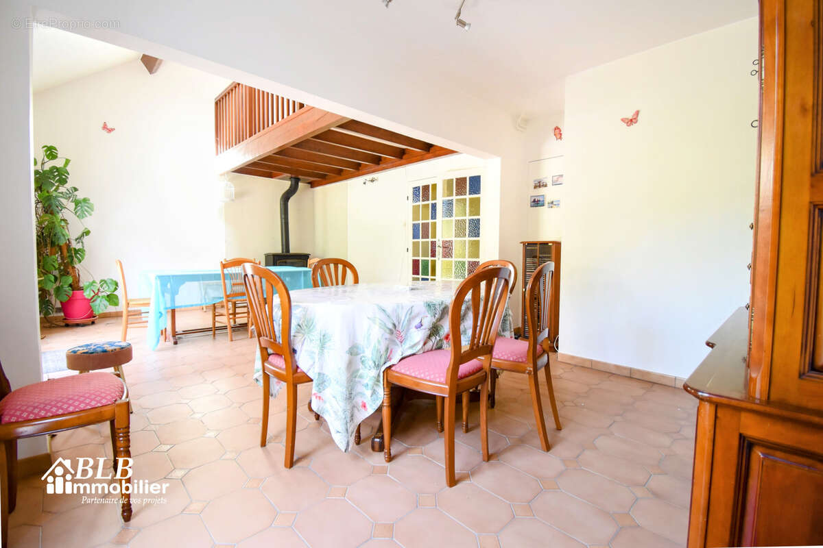 Maison à COIGNIERES