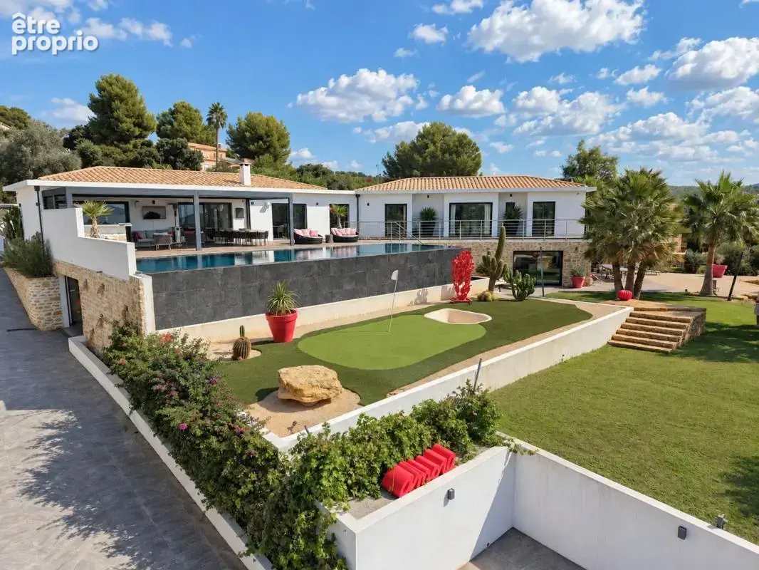 A vendre la cadiere d'azur 83740 luxueuse villa contemporaine avec vue mer - photo 12