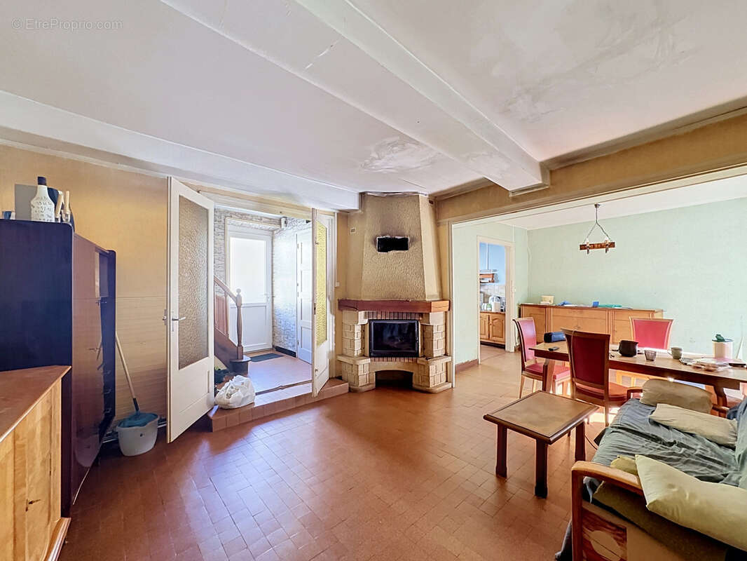 Maison à ARTAS