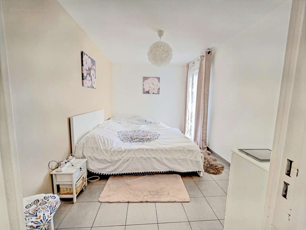 Appartement à MARSEILLE-10E