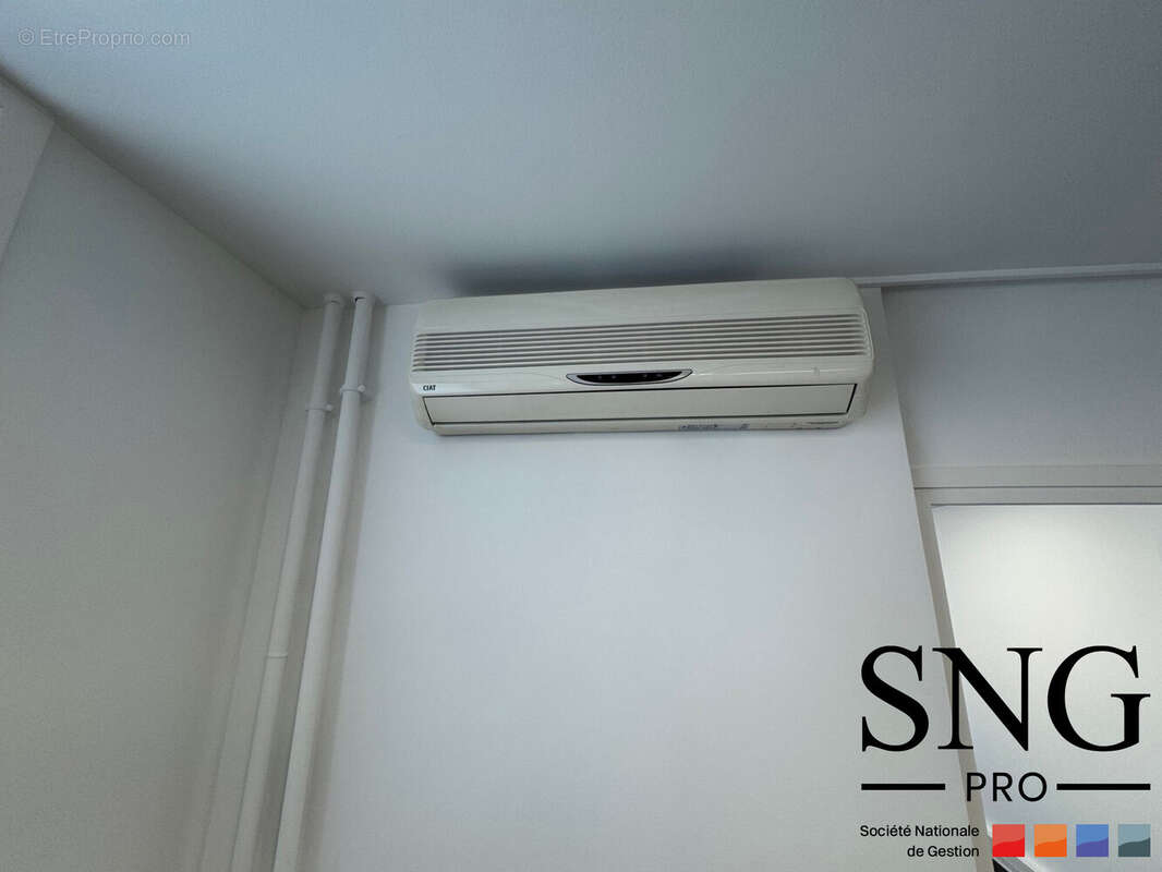 Commerce à COURCOURONNES