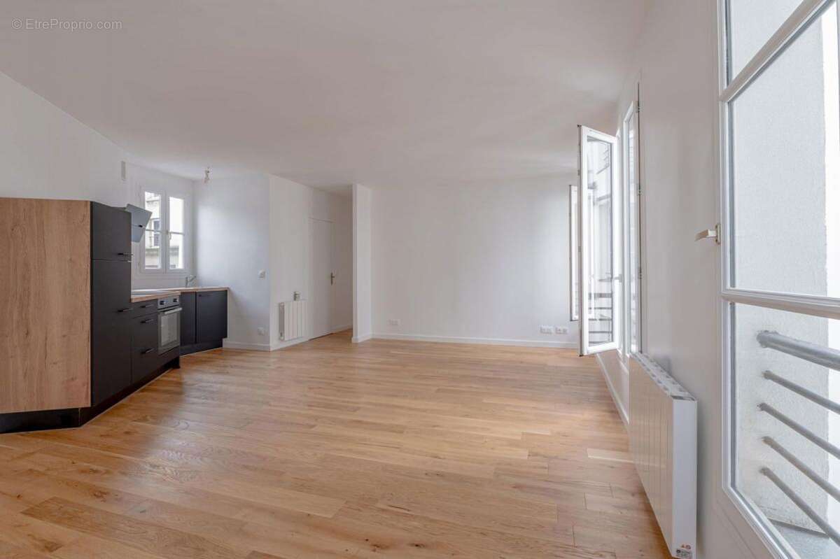 Appartement à PARIS-3E