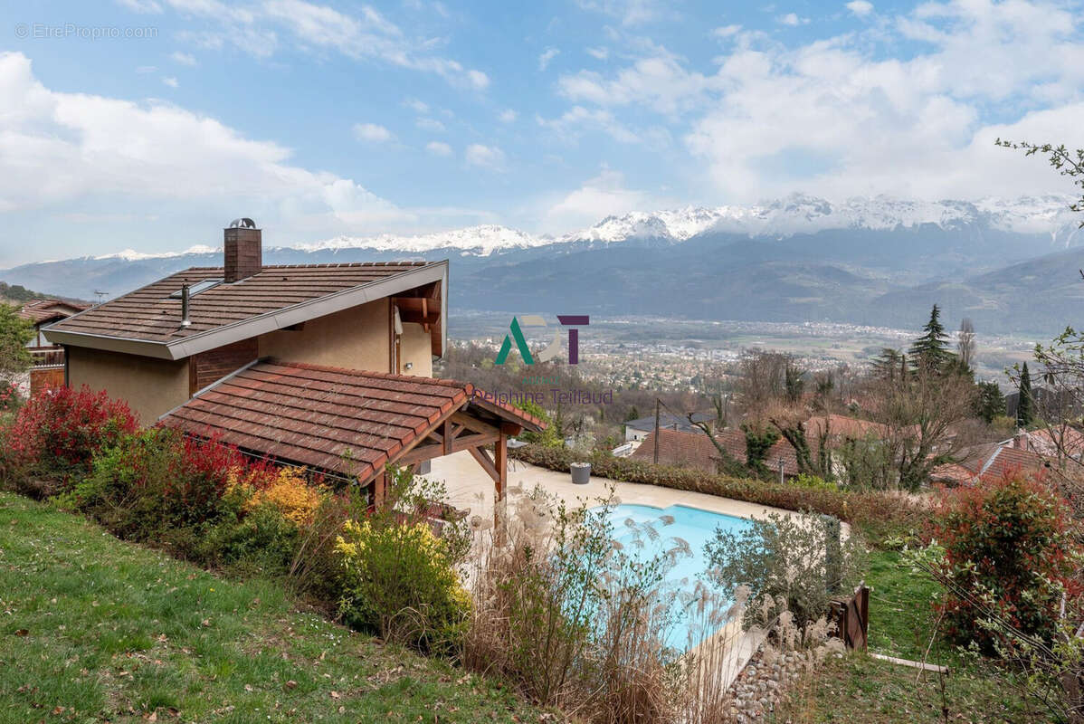Maison à CORENC