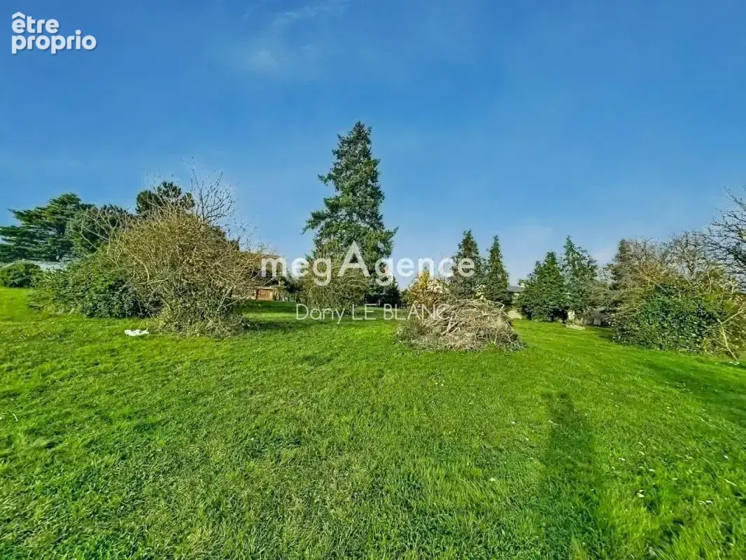 Terrain à bâtir 702 m² – Cadre paisible - photo 2