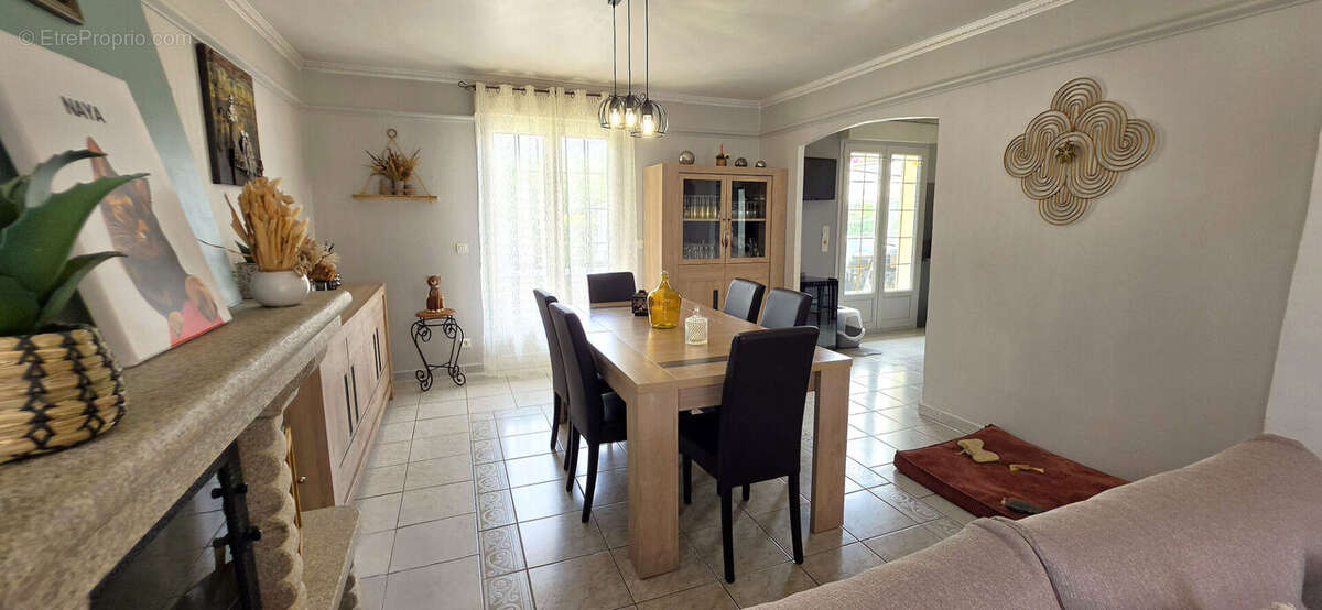 Maison à RIBECOURT-DRESLINCOURT