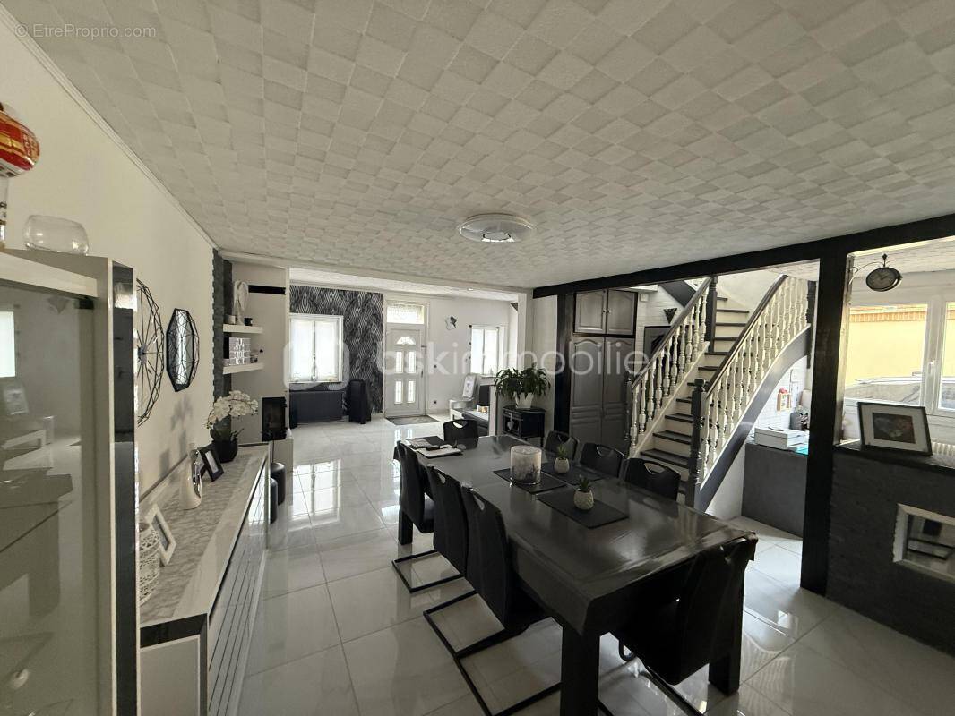 Maison à MAZINGARBE