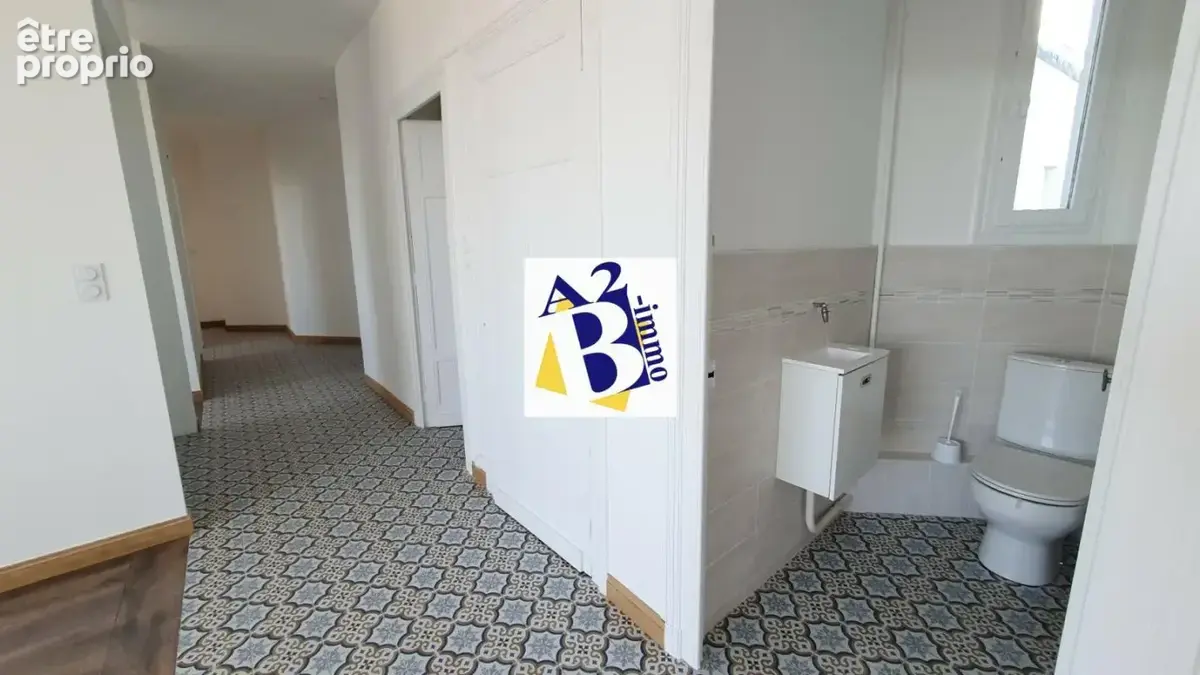 Place victor Hugo, Appt T5 de Standing, 123m² - photo 8
