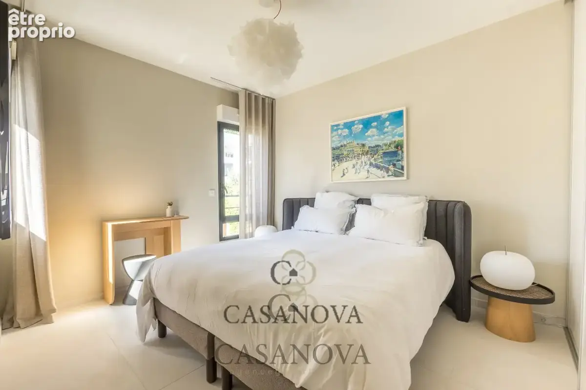 Montpellier  Casanova Immobilier vous propose cette villa contemporaine située dans un environnement résidentiel recherché. - photo 13