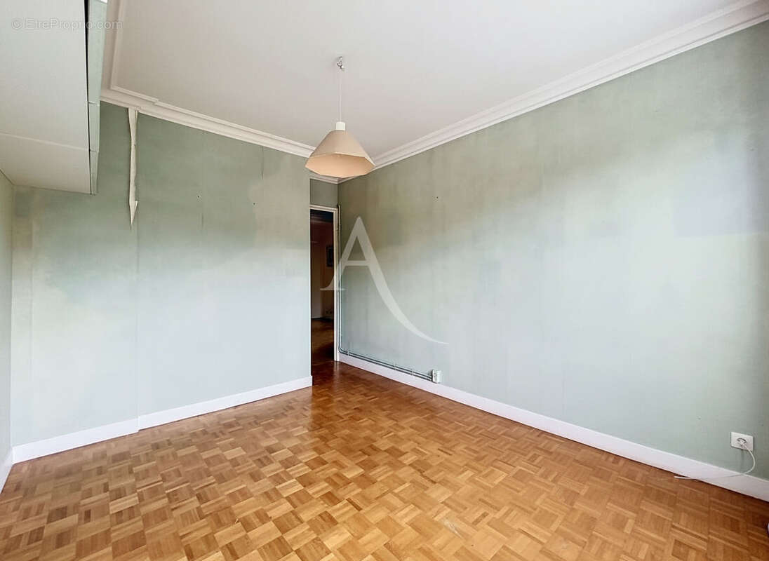 Appartement 5 pièces de 133 m² - Saint-Germain-en-Laye - photo 18
