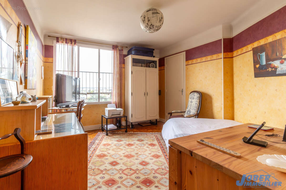 Appartement à NOGENT-SUR-MARNE