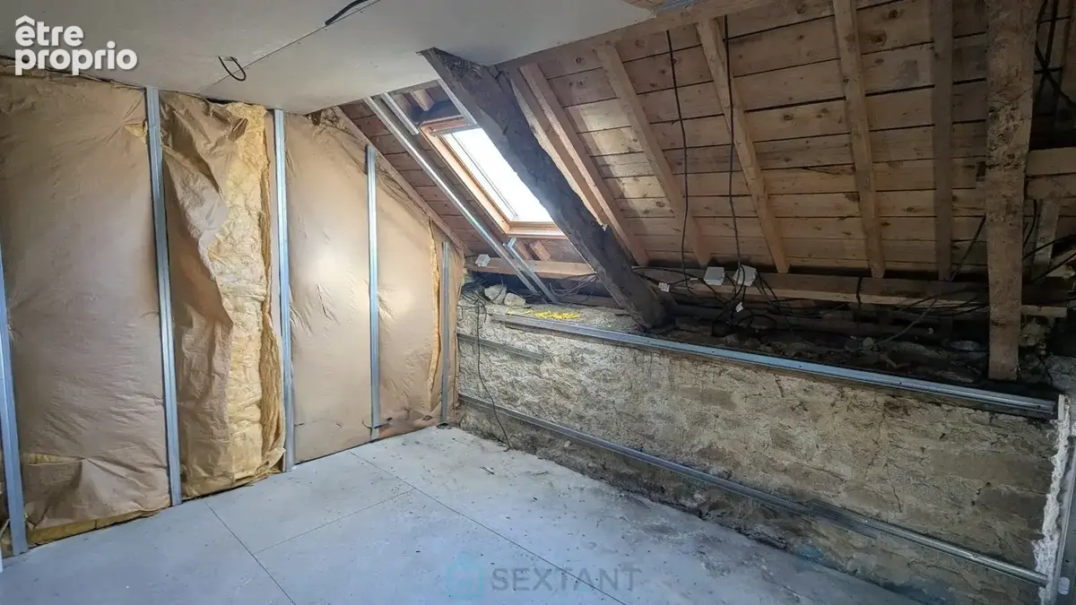 Jolie maison bretonne en pierres  Rénovation à terminer - photo 3