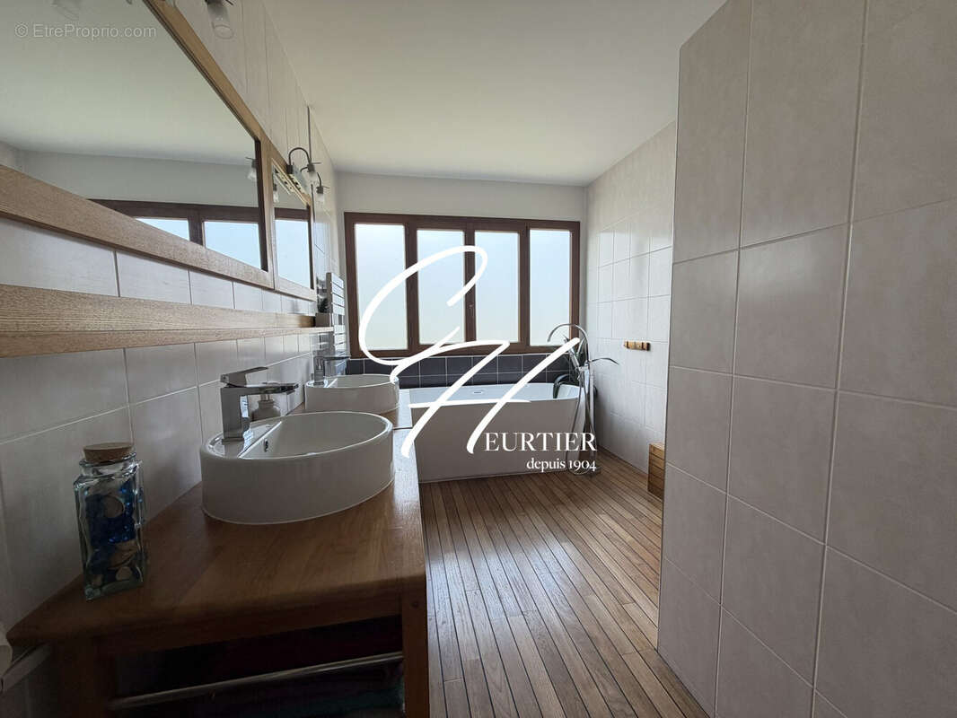 Appartement à ECHIROLLES