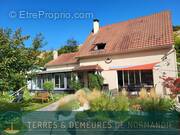 Maison à SAINT-MARTIN-EN-CAMPAGNE