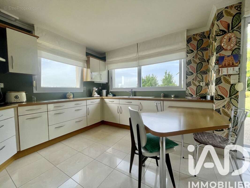 Maison 128 m² à Setques  - photo 4