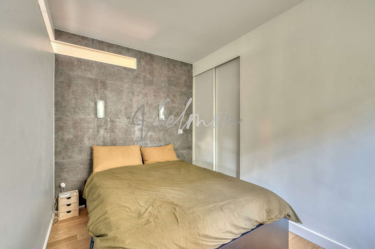 Appartement à ISSY-LES-MOULINEAUX