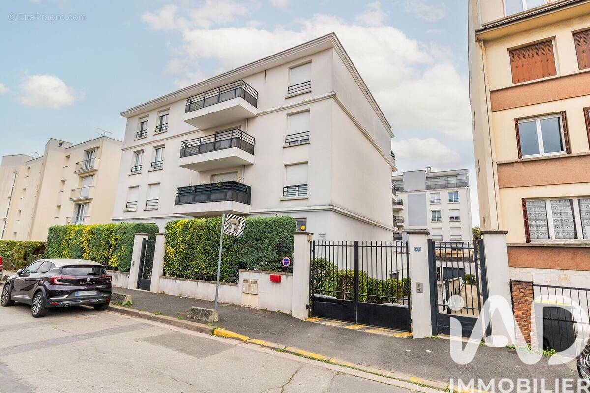 Photo 1 - Appartement à CHOISY-LE-ROI