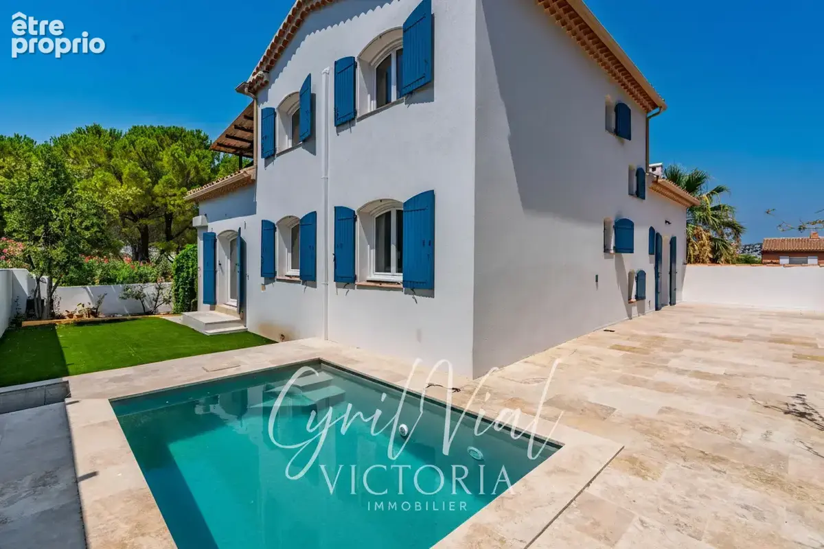 Maison à HYERES
