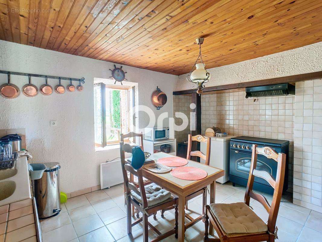 Maison à SAINT-ANGEL