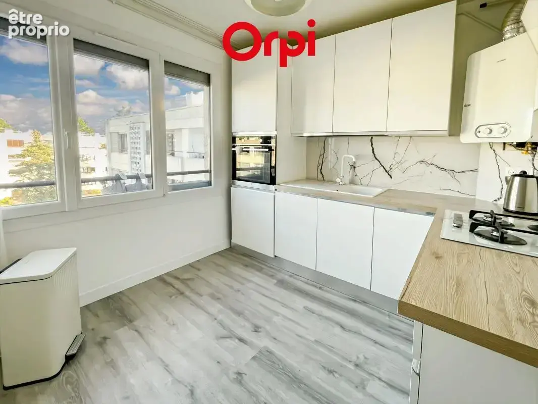 Appartement À Vendre F3 situé à Brunoy avec cave plus place de parking - photo 4