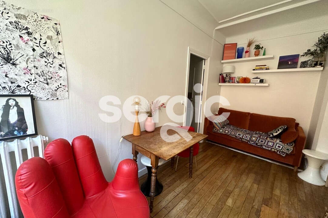 Appartement Paris 2 pièce(s) 30m2 + cave quartier Georges BRASSENS - photo 4