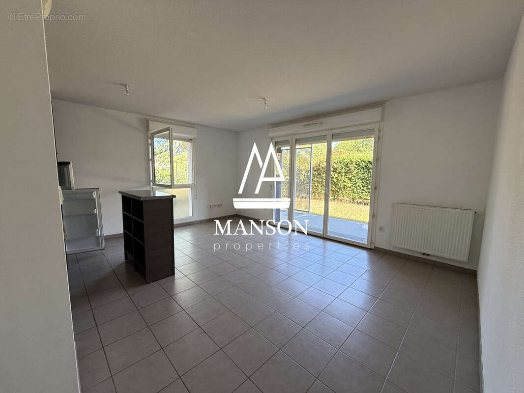Appartement à PAREMPUYRE