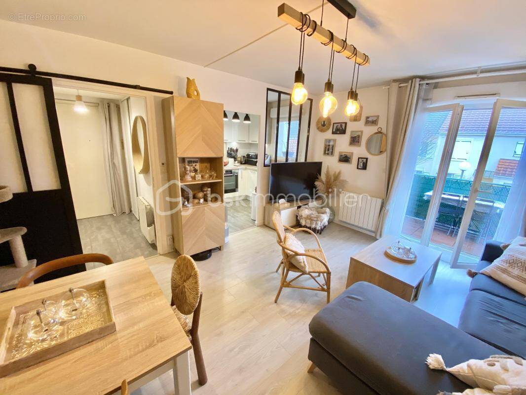 Appartement à ROISSY-EN-BRIE