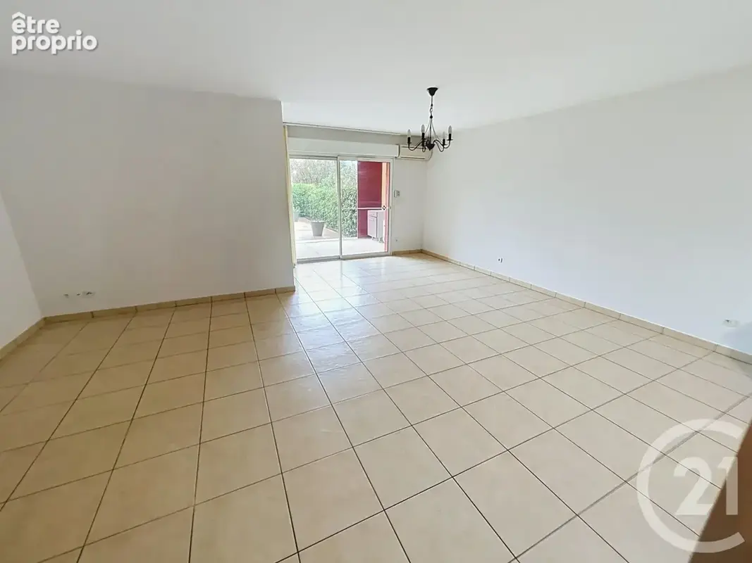 Appartement 3 pièces 74 m² à vendre à Elne (66200) - photo 3