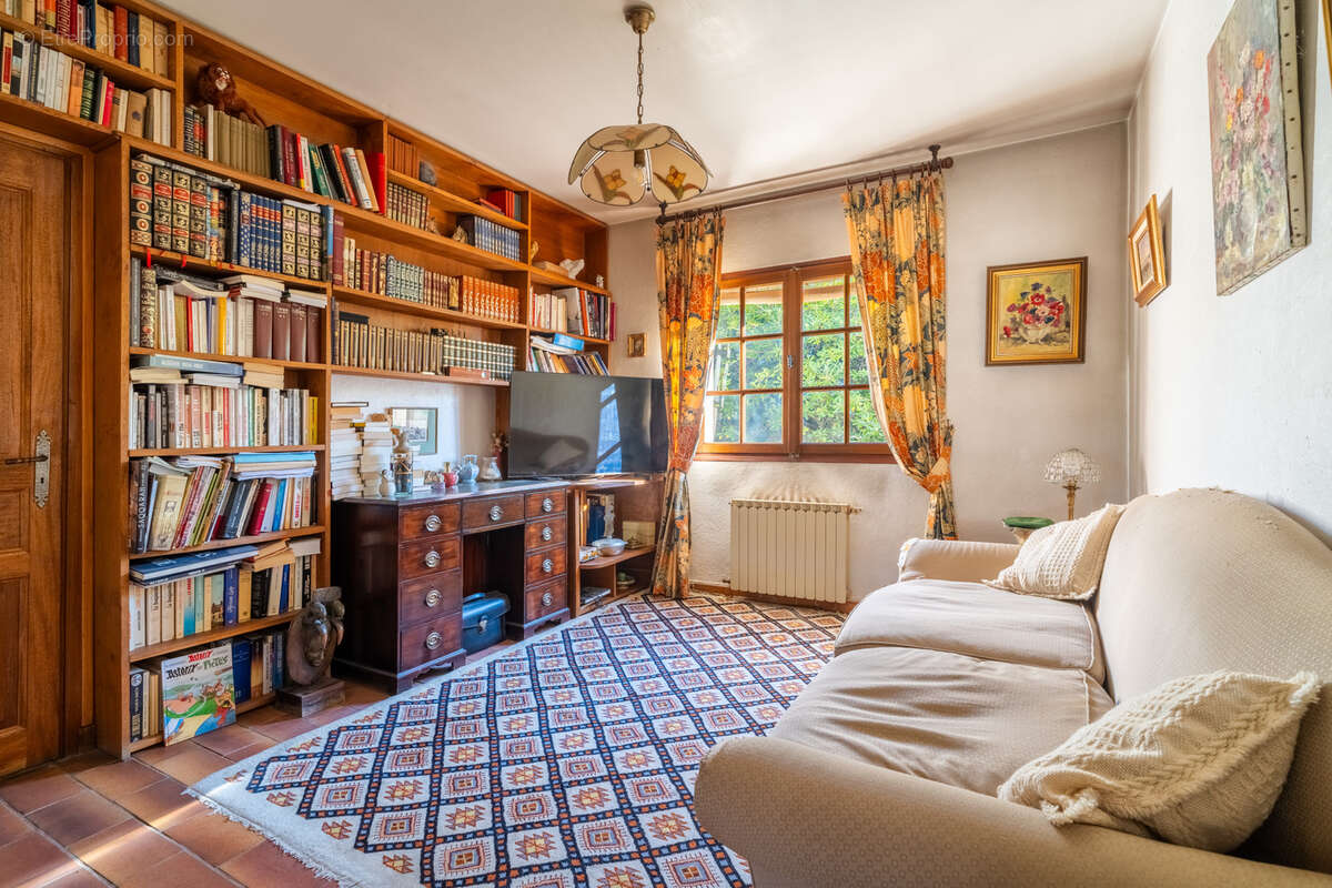 Maison à SIX-FOURS-LES-PLAGES