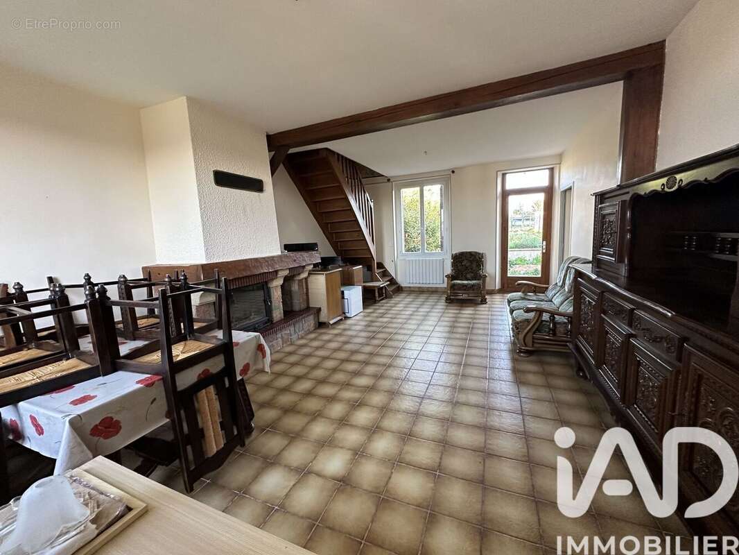 Maison 95 m² à Issoudun  - photo 4