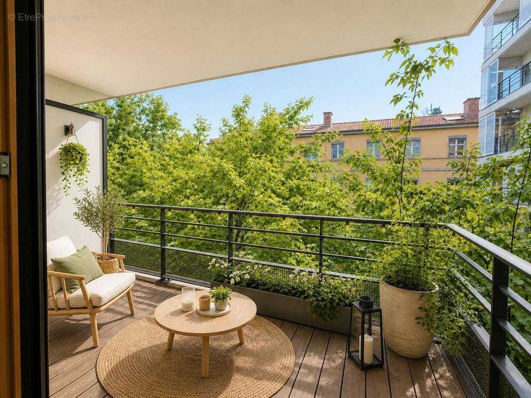  - Appartement à LYON-2E