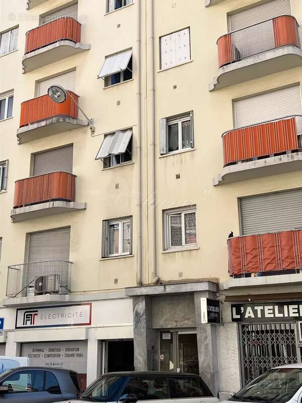 Petit garage a vendre - photo 2